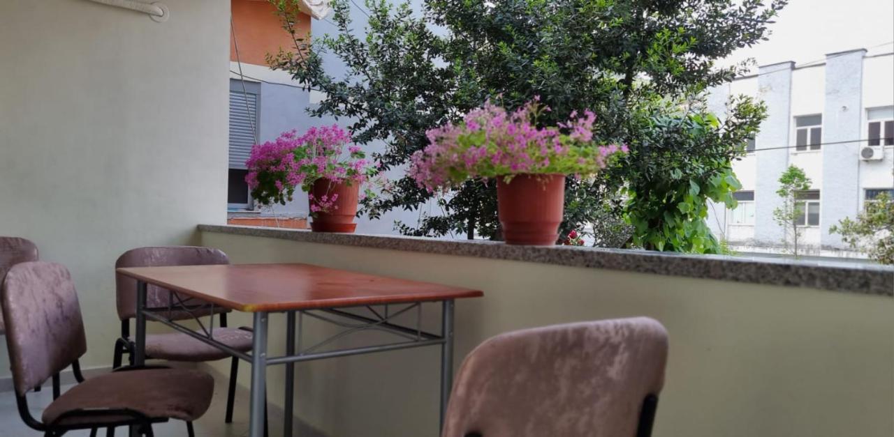 Aaa Apartment Berat Bagian luar foto