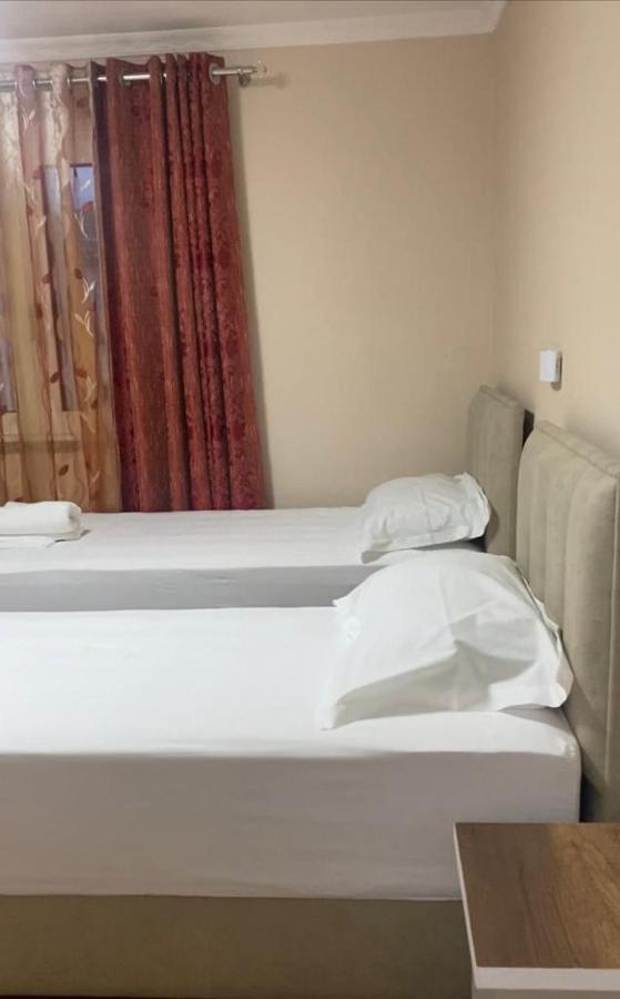 Aaa Apartment Berat Bagian luar foto