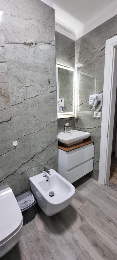Aaa Apartment Berat Bagian luar foto